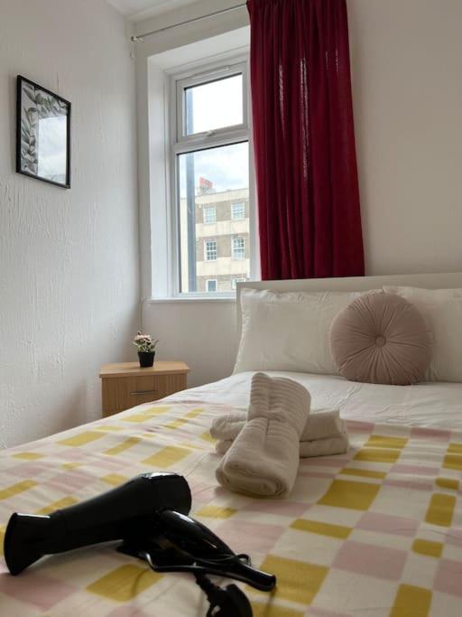 Lovely 4 Bedroom Spacious House In Camden Town-central * London